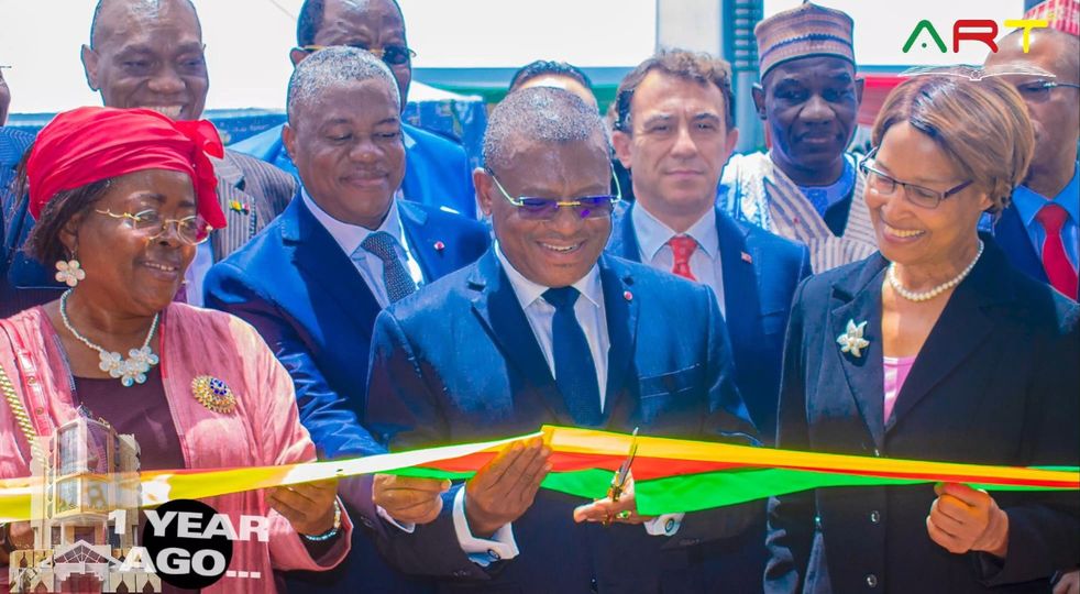 35 Reaktionen | #platinum 
One year ago, 
on October 20, 2023, Prime Minister Chief Dr Joseph DION NGUTE inaugurated, on behalf of the President of the Republic H.E Paul… | By Agence de Régulation des Télécommunications – ART Cameroun | Facebook