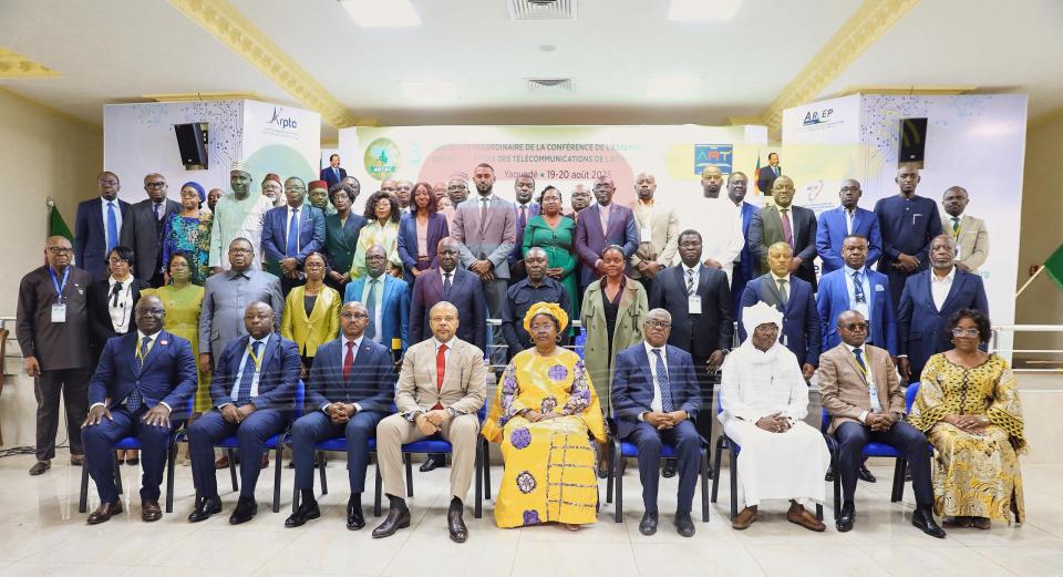 Les 19 et 20 août 2025, la 3ᵉ session extraordinaire de la Conférence des Régulateurs de l’Assemblée des Régulateurs des Télécommunications de l’Afrique Centrale (ARTAC) a permis de consolider les bases d’une régulation concertée et tournée vers l’avenir.