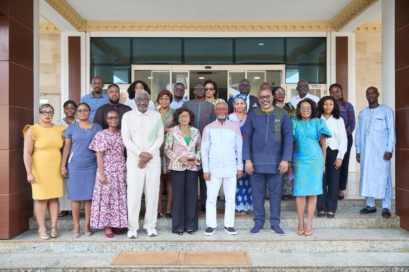 #artinforme-𝐋&rsquo;𝐈𝐀-𝐭𝐫𝐚𝐧𝐬𝐟𝐨𝐫𝐦𝐞-𝐥𝐞𝐬-𝐭𝐞́𝐥𝐞́𝐜𝐨𝐦𝐦𝐮𝐧𝐢𝐜𝐚𝐭𝐢𝐨𝐧𝐬.-𝐋&rsquo;𝐀𝐑𝐓,-𝐞𝐥𝐥𝐞,-𝐭𝐫𝐚�…