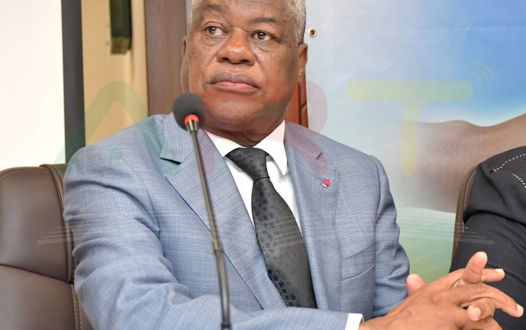 #ARTinforme  🔴🔴 𝐋𝐞 𝐃𝐆 𝐝𝐞 𝐥’𝐀𝐑𝐓 𝐬𝐮𝐫 𝐥𝐞 𝐭𝐞𝐫𝐫𝐚𝐢𝐧 𝐚̀ 𝐃𝐨𝐮𝐚𝐥𝐚 ! 📡 𝐋𝐞 𝐏𝐫 𝐏𝐡𝐢𝐥𝐞́𝐦𝐨𝐧…